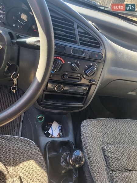 Седан Daewoo Lanos 2008 в Дніпрі