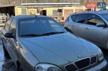 Седан Daewoo Lanos 2002 в Киеве