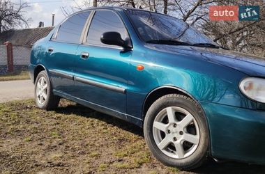 Седан Daewoo Lanos 2004 в Краснограді