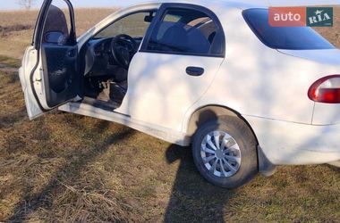 Седан Daewoo Lanos 2003 в Почаеве