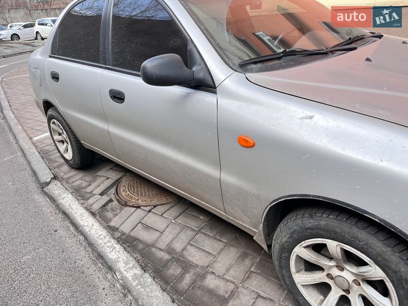 Седан Daewoo Lanos 2005 в Киеве
