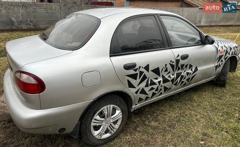Седан Daewoo Lanos 2007 в Карловке