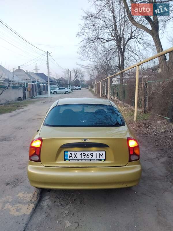 Седан Daewoo Lanos 2003 в Белгороде-Днестровском
