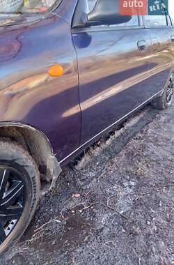 Седан Daewoo Lanos 2004 в Полтаві
