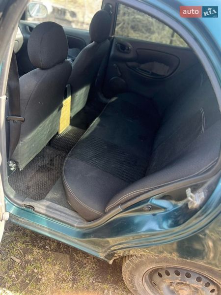 Седан Daewoo Lanos 1999 в Днепре