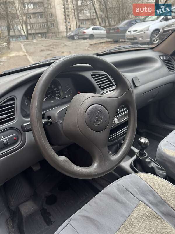 Седан Daewoo Lanos 2008 в Днепре