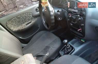 Седан Daewoo Lanos 2004 в Полтаве