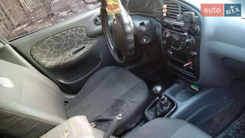 Седан Daewoo Lanos 2004 в Полтаве