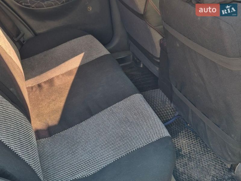 Седан Daewoo Lanos 2002 в Одесі