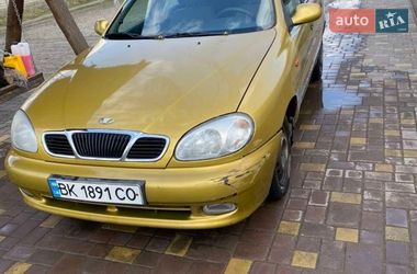 Седан Daewoo Lanos 2002 в Рівному