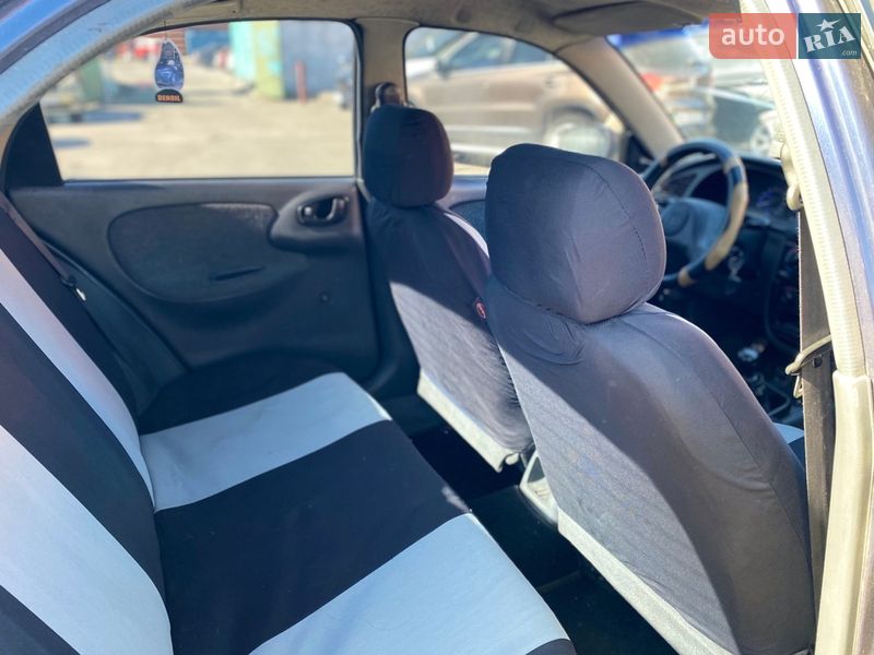 Седан Daewoo Lanos 2006 в Киеве