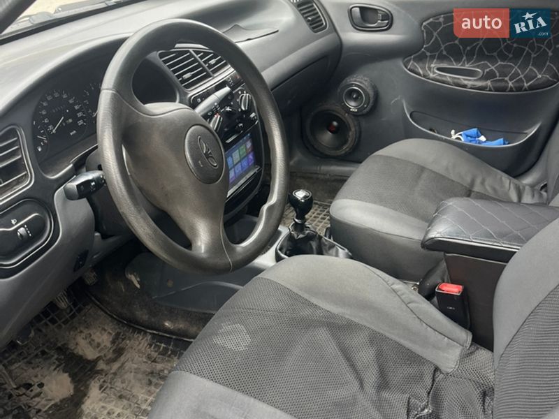 Седан Daewoo Lanos 2003 в Каменец-Подольском