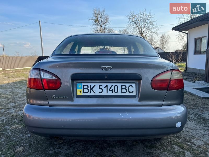 Седан Daewoo Lanos 2007 в Вараше