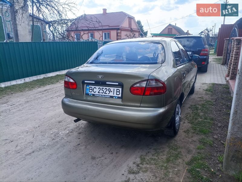 Седан Daewoo Lanos 2007 в Ровно
