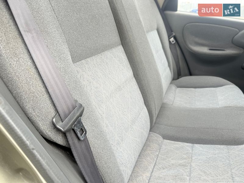 Седан Daewoo Lanos 2004 в Тернополе