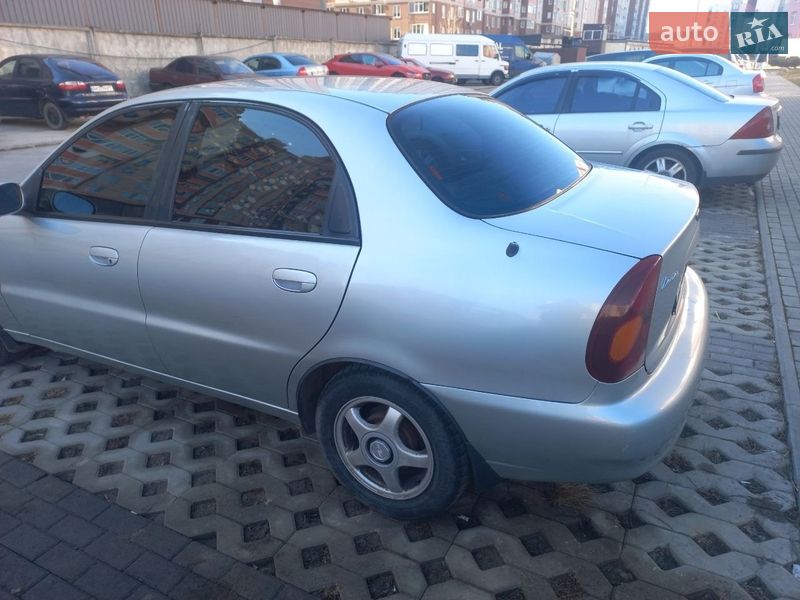 Седан Daewoo Lanos 2003 в Киеве фото 3 Седан Daewoo Lanos 2003 в Киеве