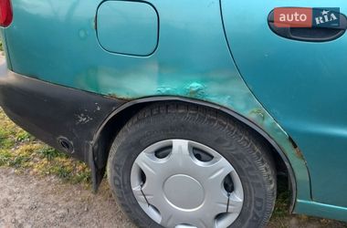 Седан Daewoo Lanos 1998 в Ужгороде