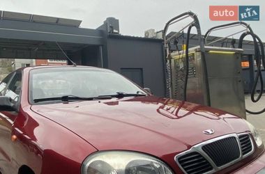 Седан Daewoo Lanos 2004 в Житомире