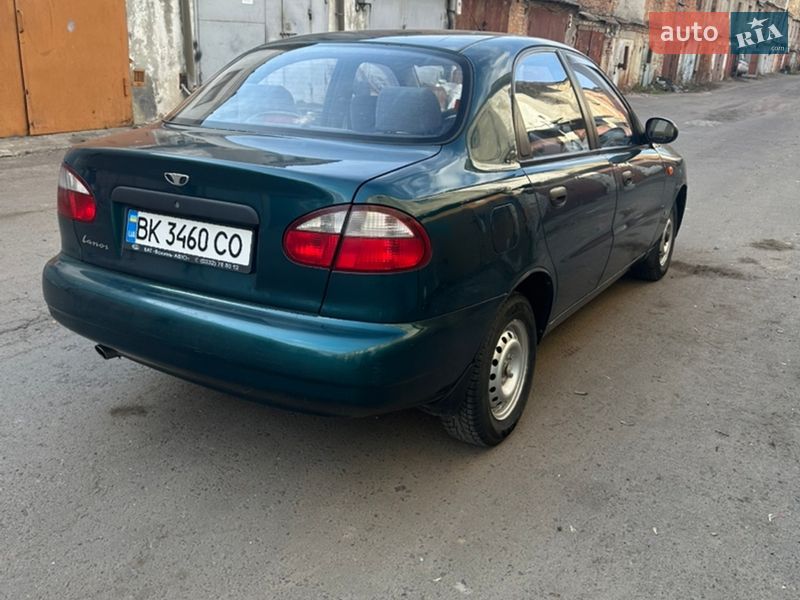 Седан Daewoo Lanos 2007 в Ровно