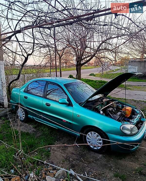 Седан Daewoo Lanos 1998 в Белгороде-Днестровском