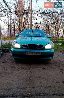 Седан Daewoo Lanos 1998 в Білгороді-Дністровському