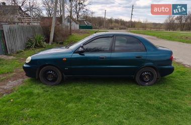 Седан Daewoo Lanos 2004 в Киеве