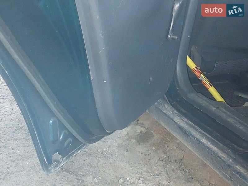 Седан Daewoo Lanos 2005 в Львові