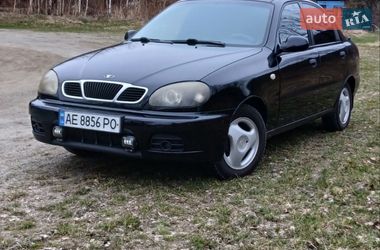 Седан Daewoo Lanos 1998 в Новому Розділі