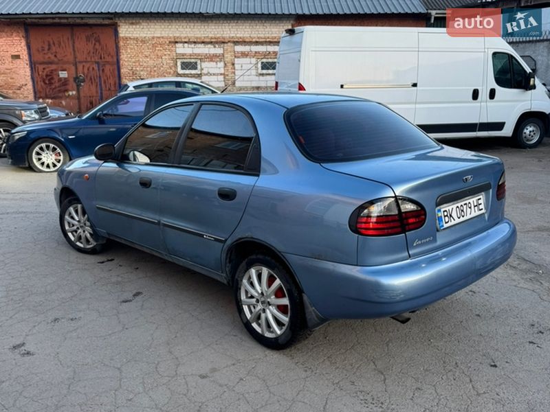 Седан Daewoo Lanos 2008 в Рівному
