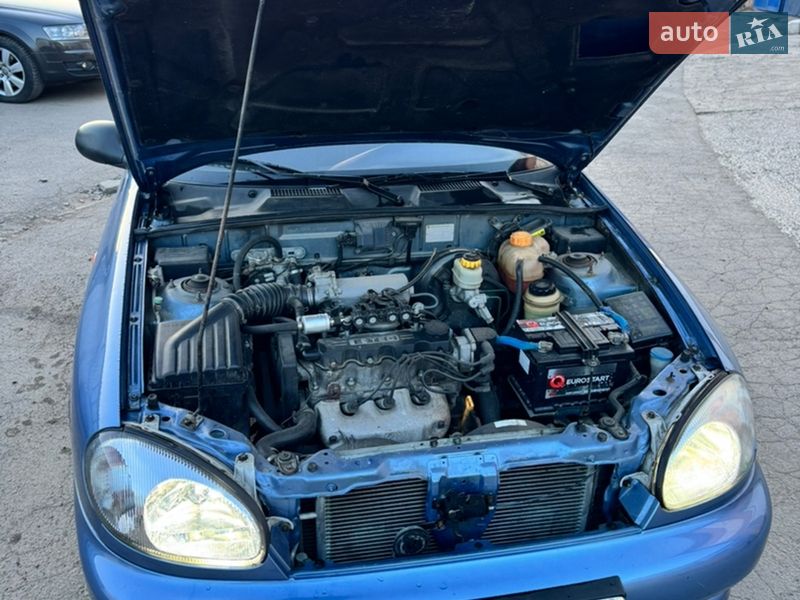 Седан Daewoo Lanos 2008 в Рівному