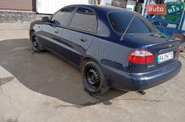 Седан Daewoo Lanos 2002 в Киеве