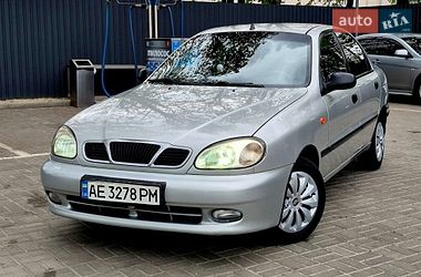 Седан Daewoo Lanos 2004 в Новомосковську