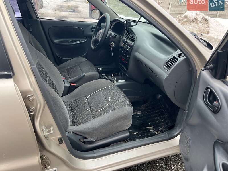 Седан Daewoo Lanos 2008 в Києві