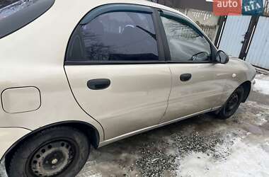 Седан Daewoo Lanos 2008 в Києві