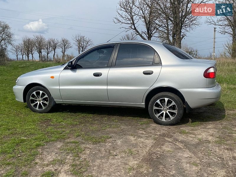 Седан Daewoo Lanos 2006 в Шишаки