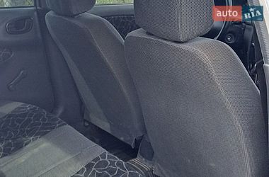 Седан Daewoo Lanos 2003 в Макарові
