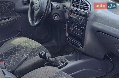 Седан Daewoo Lanos 2003 в Макарові