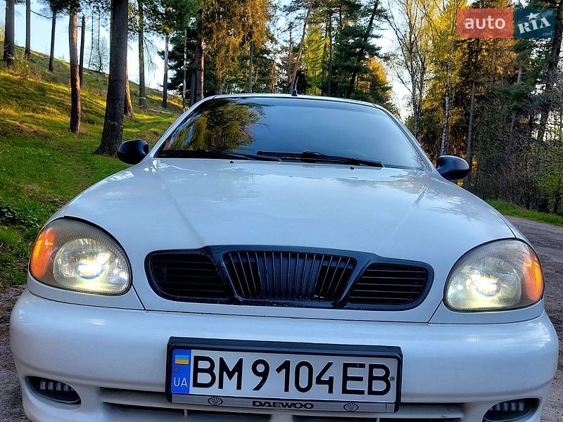 Седан Daewoo Lanos 2004 в Тростянці
