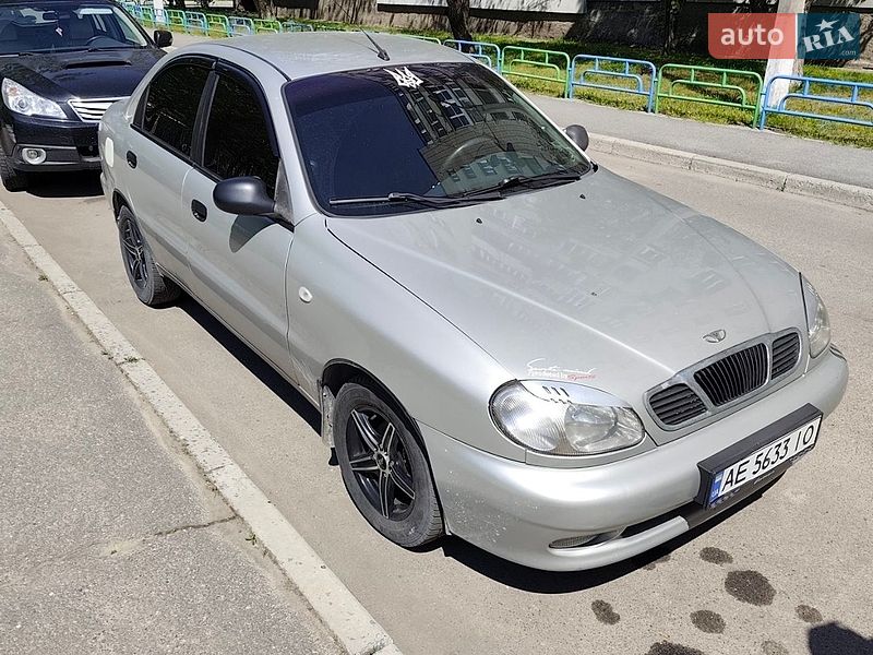 Седан Daewoo Lanos 2003 в Дніпрі