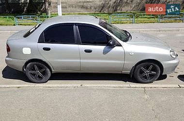 Седан Daewoo Lanos 2003 в Дніпрі