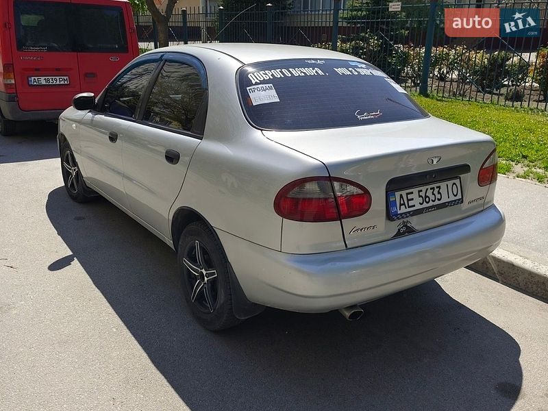 Седан Daewoo Lanos 2003 в Дніпрі