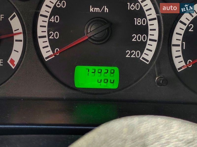 Седан Daewoo Lanos 2003 в Дніпрі