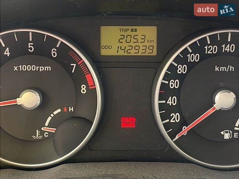 Седан Daewoo Lanos 2003 в Дніпрі