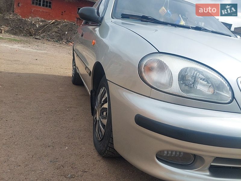 Седан Daewoo Lanos 2004 в Чернигове