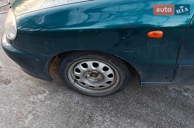 Седан Daewoo Lanos 2004 в Киеве
