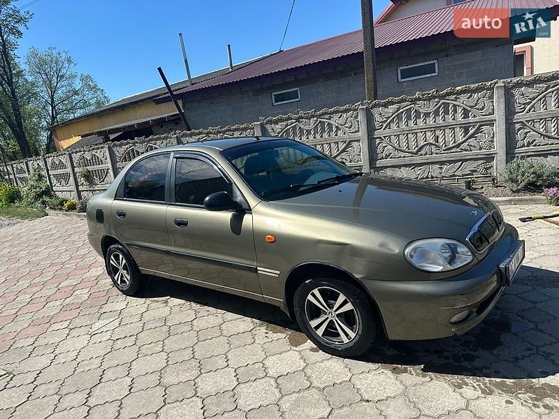 Седан Daewoo Lanos 2005 в Жовкве