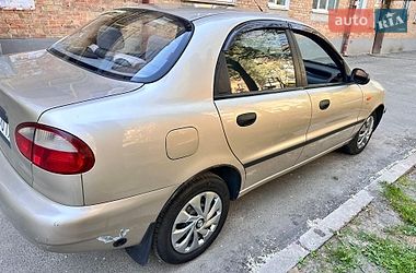 Седан Daewoo Lanos 2004 в Киеве