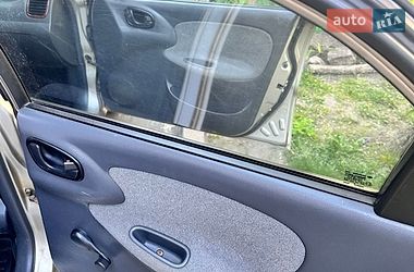 Седан Daewoo Lanos 2004 в Киеве