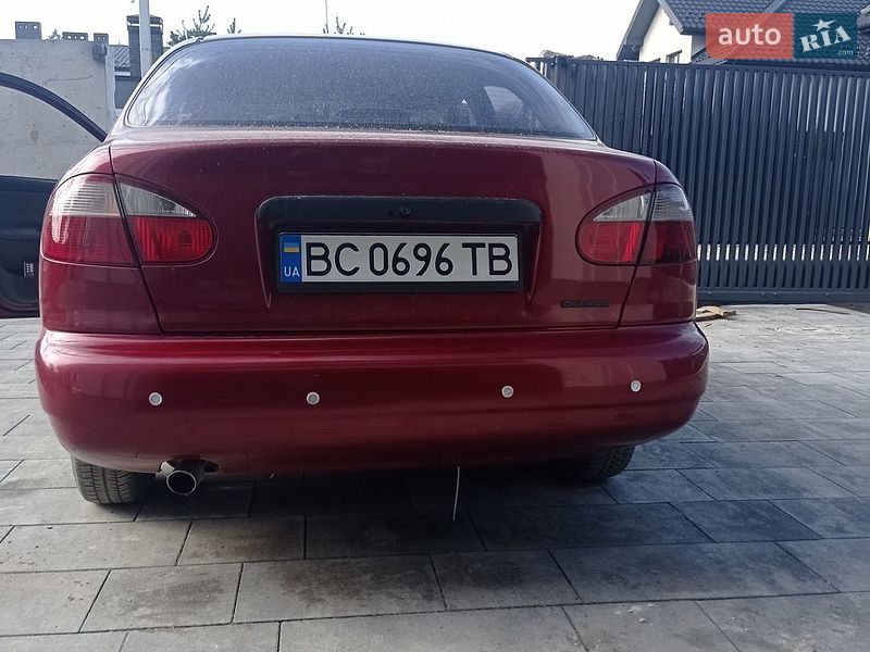Седан Daewoo Lanos 2006 в Новому Розділі
