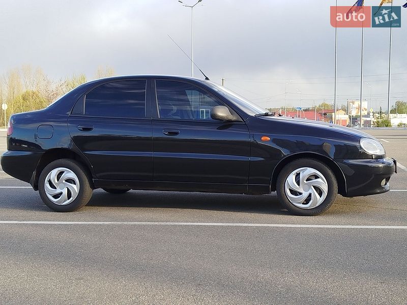Седан Daewoo Lanos 2009 в Києві